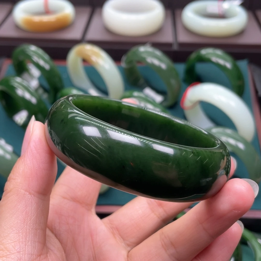 和田玉（碧玉）未镶嵌手镯6162