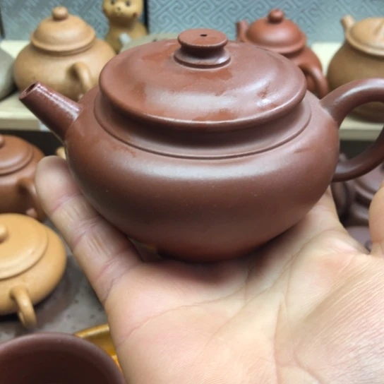 茶壶紫砂红皮龙飞碟200豪升左右瑕疵