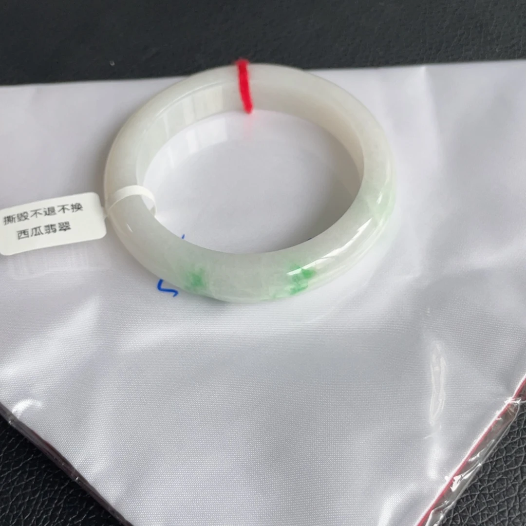 未镶嵌手镯翡翠翡翠手鐲