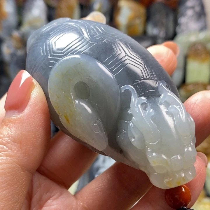 和田玉未镶嵌把件