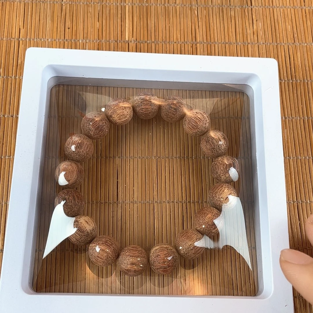 降真香手串/手链1.2碳化岩石彩虹料白棋楠糖结金丝