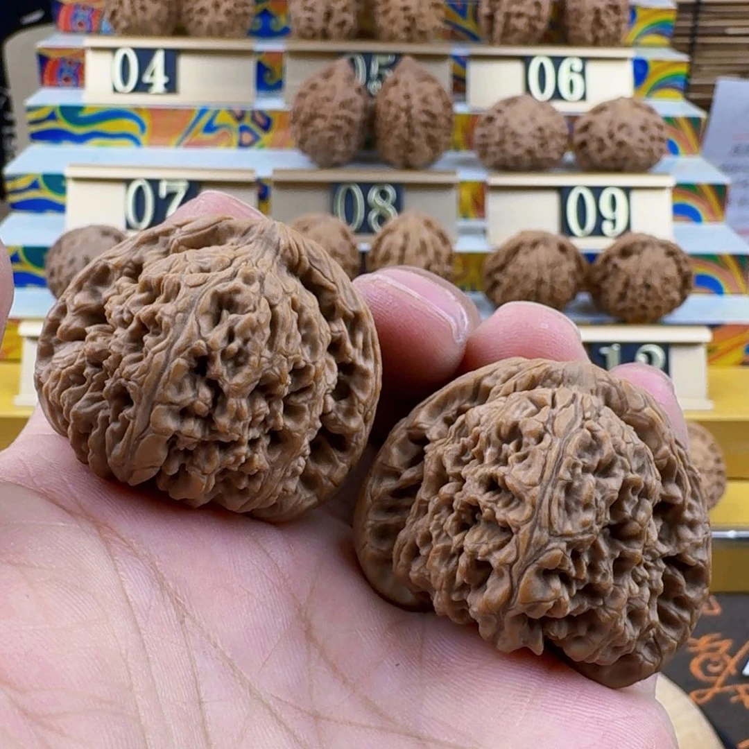 文玩核桃麻核桃三角疆