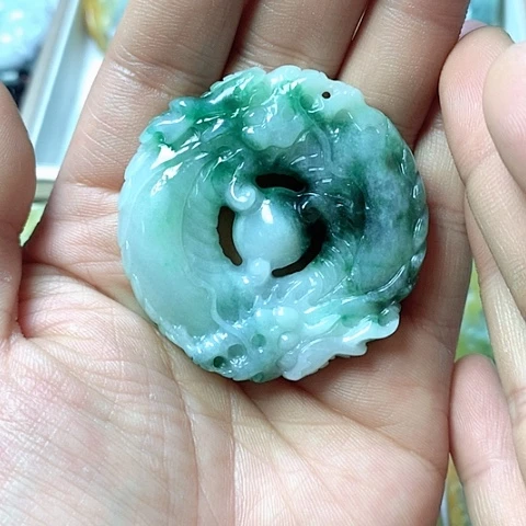 翡翠颈饰未镶嵌天然缅甸翡翠a货