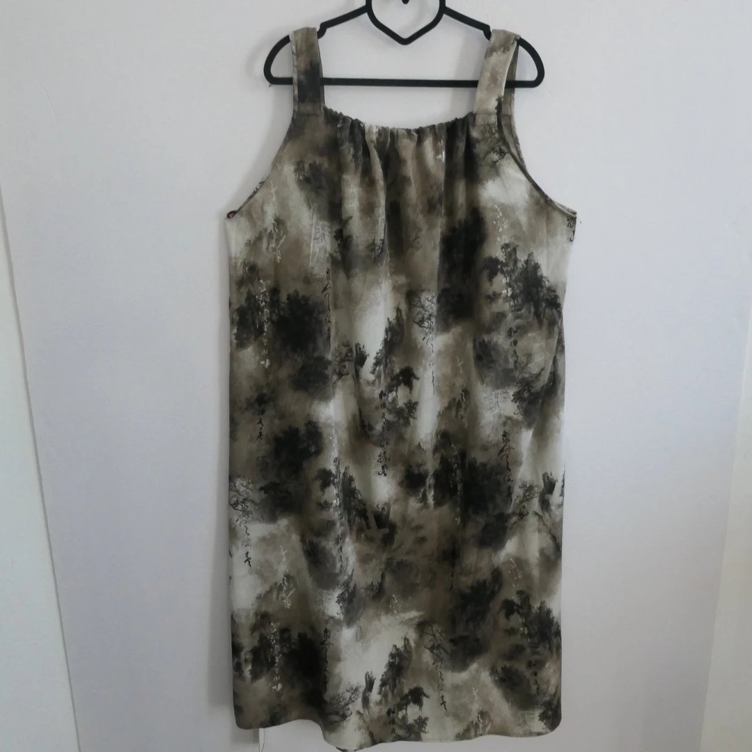 AB-5372夏季百搭款小宽带吊带连衣裙