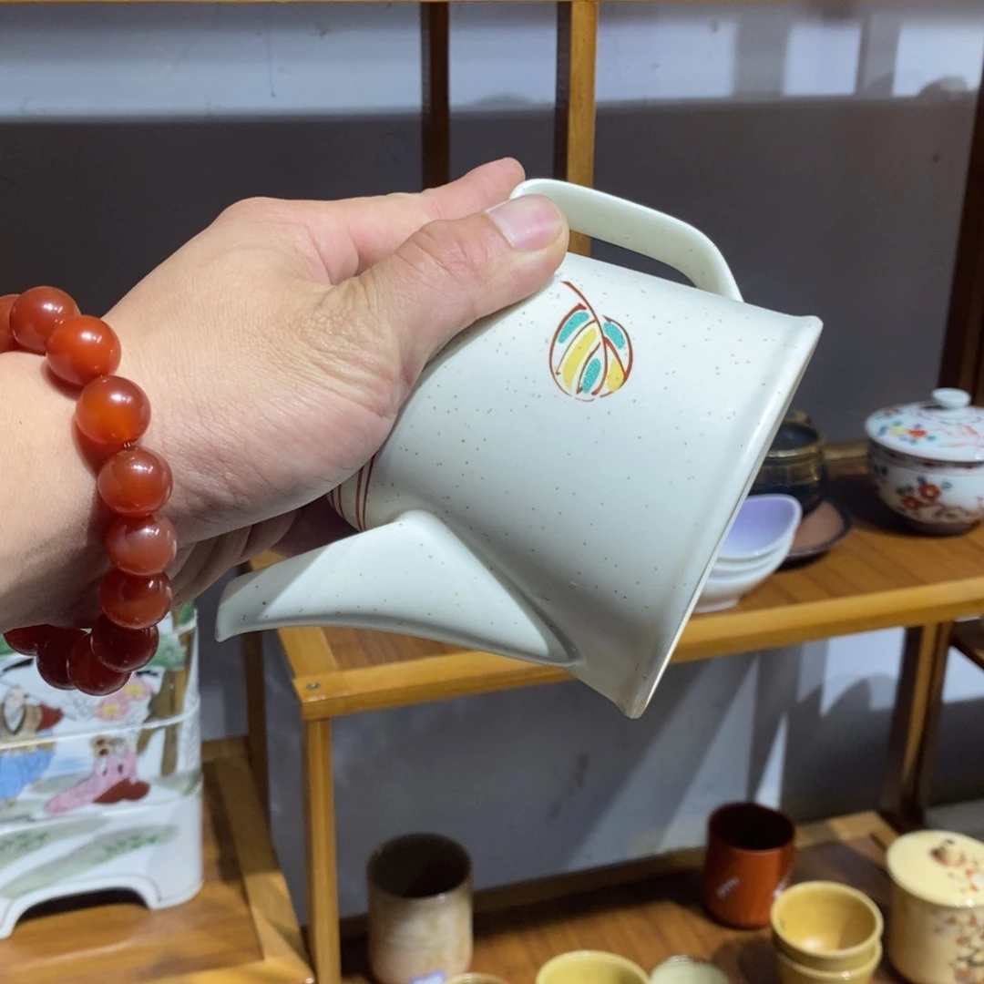 草***青瓷片一切众生平等协商一致