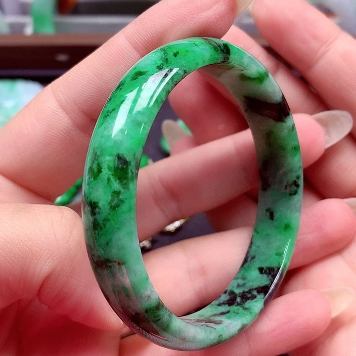 翡翠未镶嵌手镯翡翠手镯