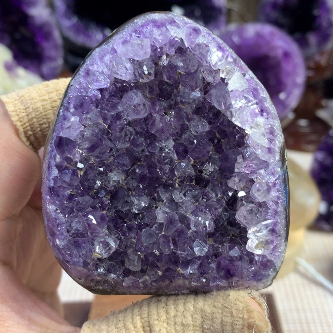 未镶嵌大型摆件（非配饰）紫晶