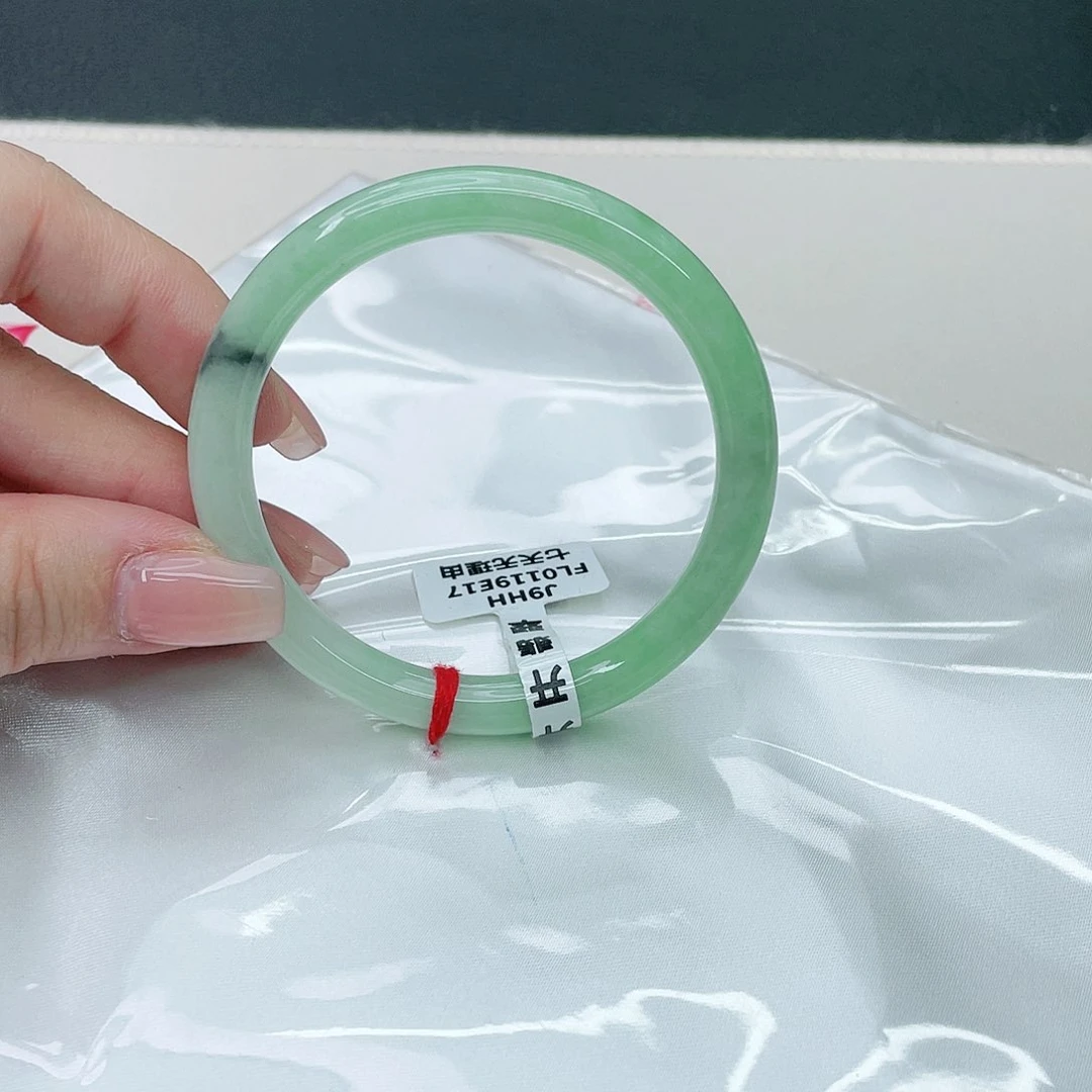 翡翠手镯未镶嵌圆53.8