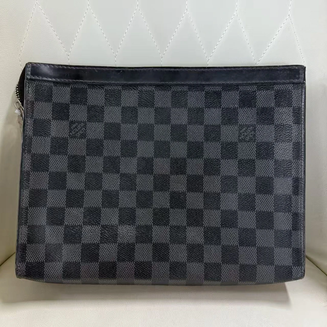 95新 LouisVuitton/路易威登 路易威登黑棋盘洗漱百搭手拿包