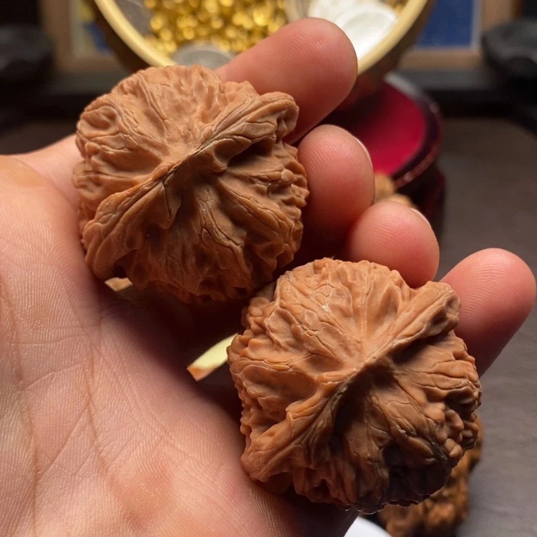 文玩核桃吊坠宫灯