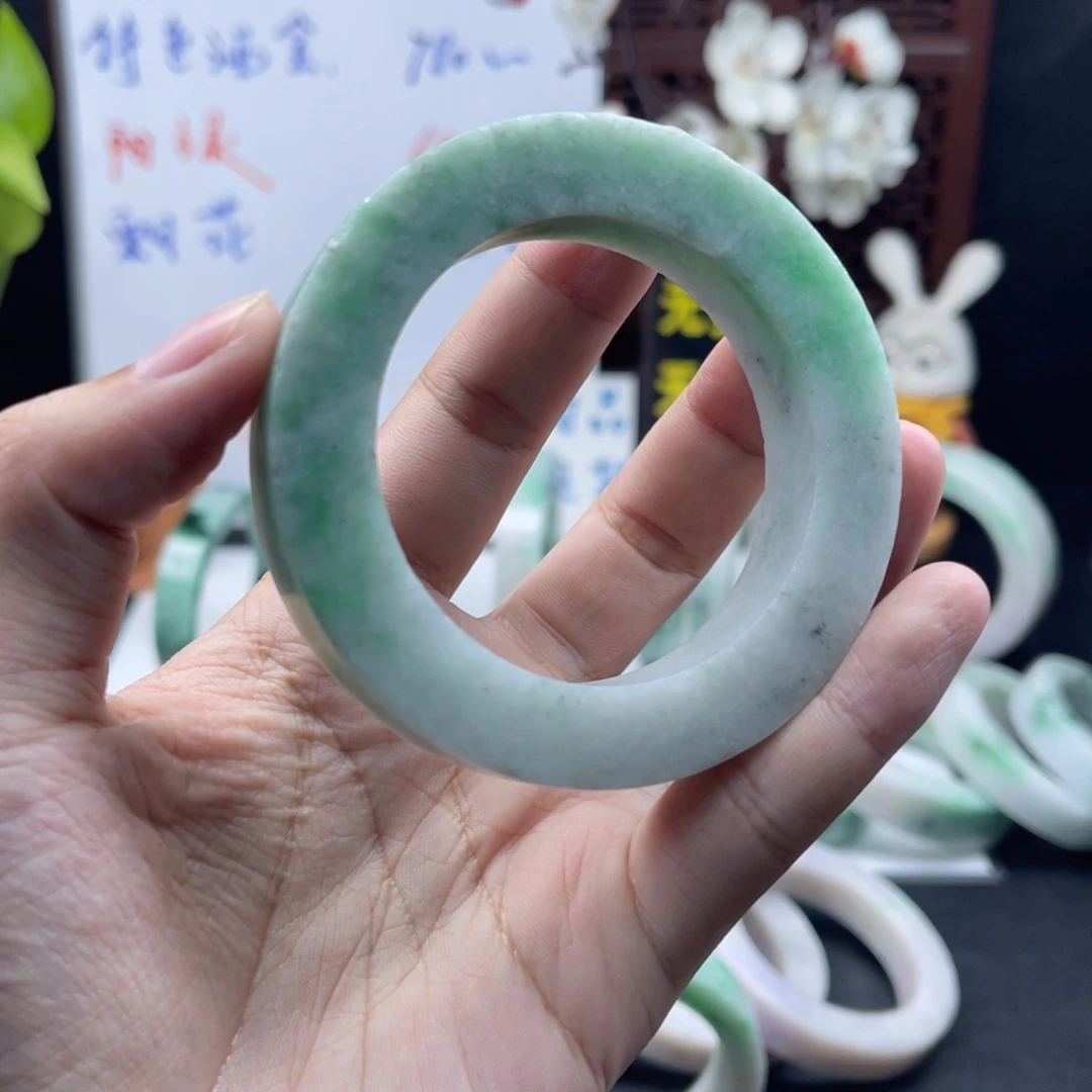 定制翡翠未镶嵌正圈