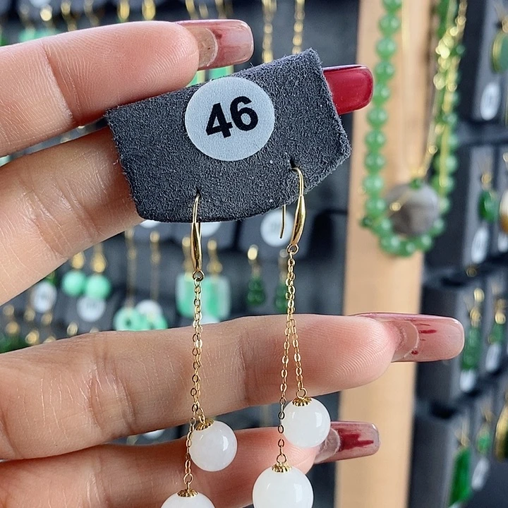 和田玉耳饰18K金镶嵌