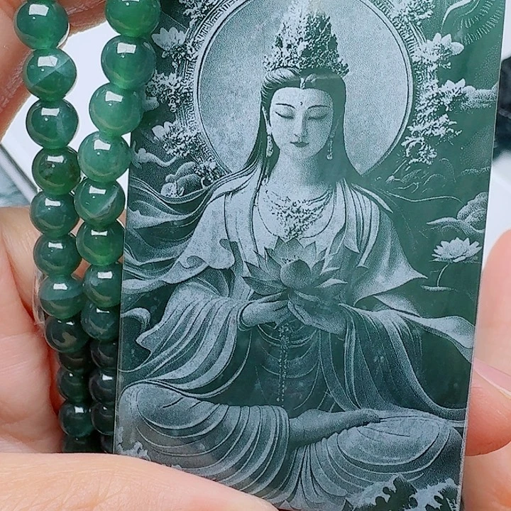 翡翠未镶嵌颈饰111