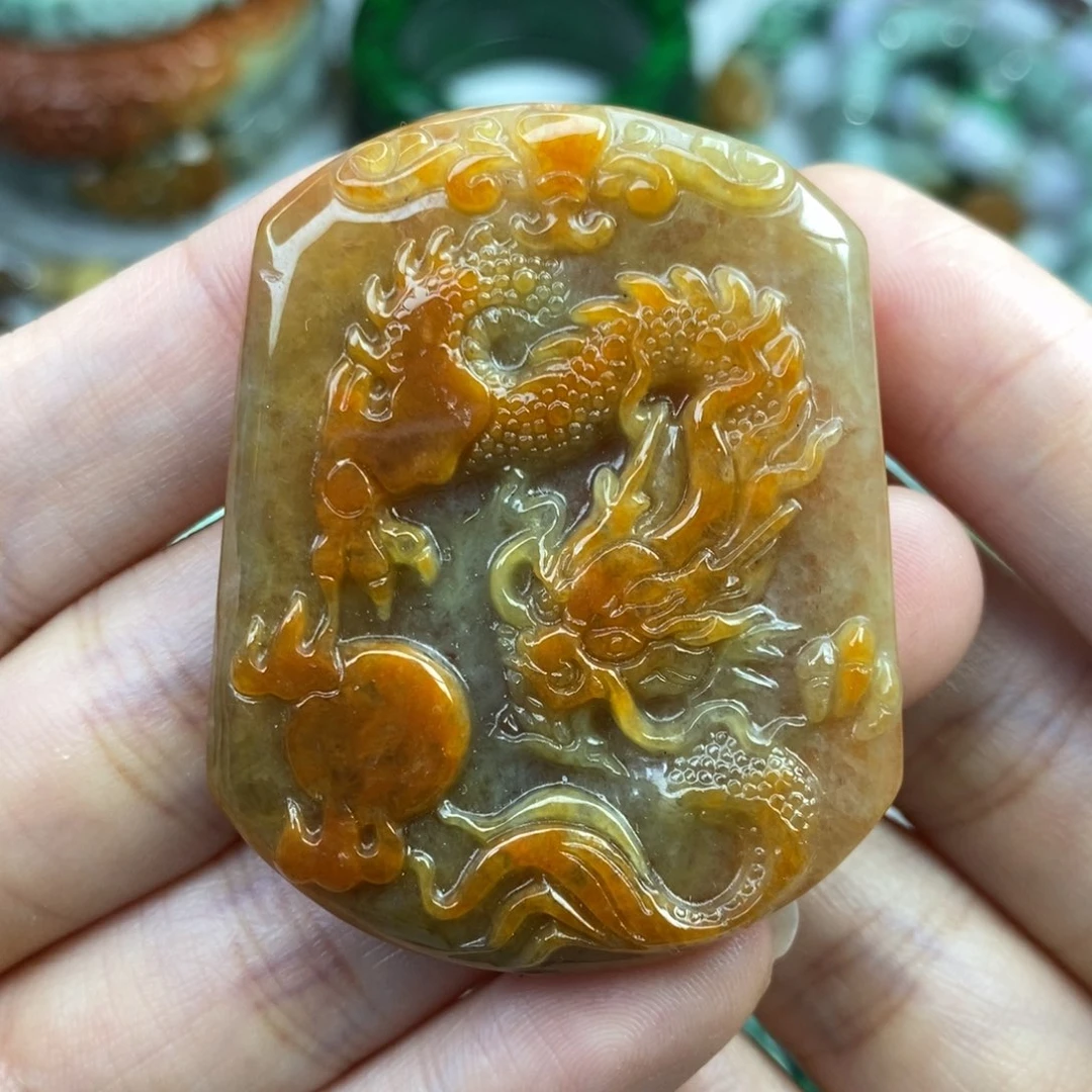 颈饰未镶嵌翡翠吊坠