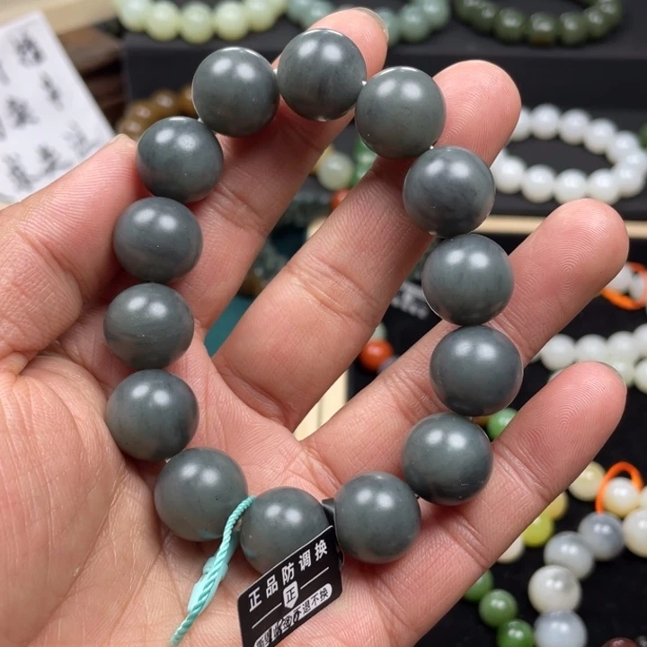 和田玉手串未镶嵌