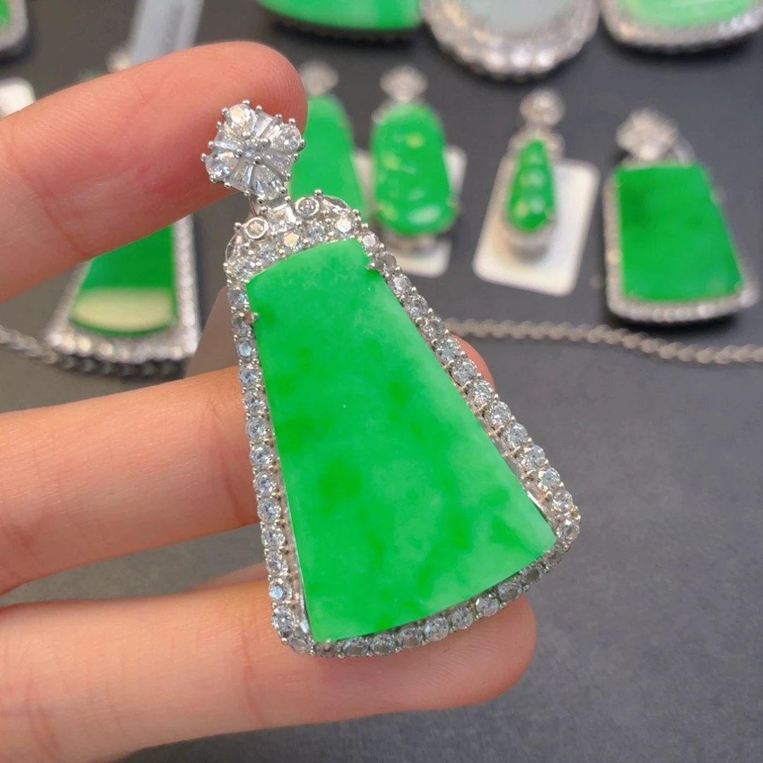 翡翠银S925镶嵌颈饰