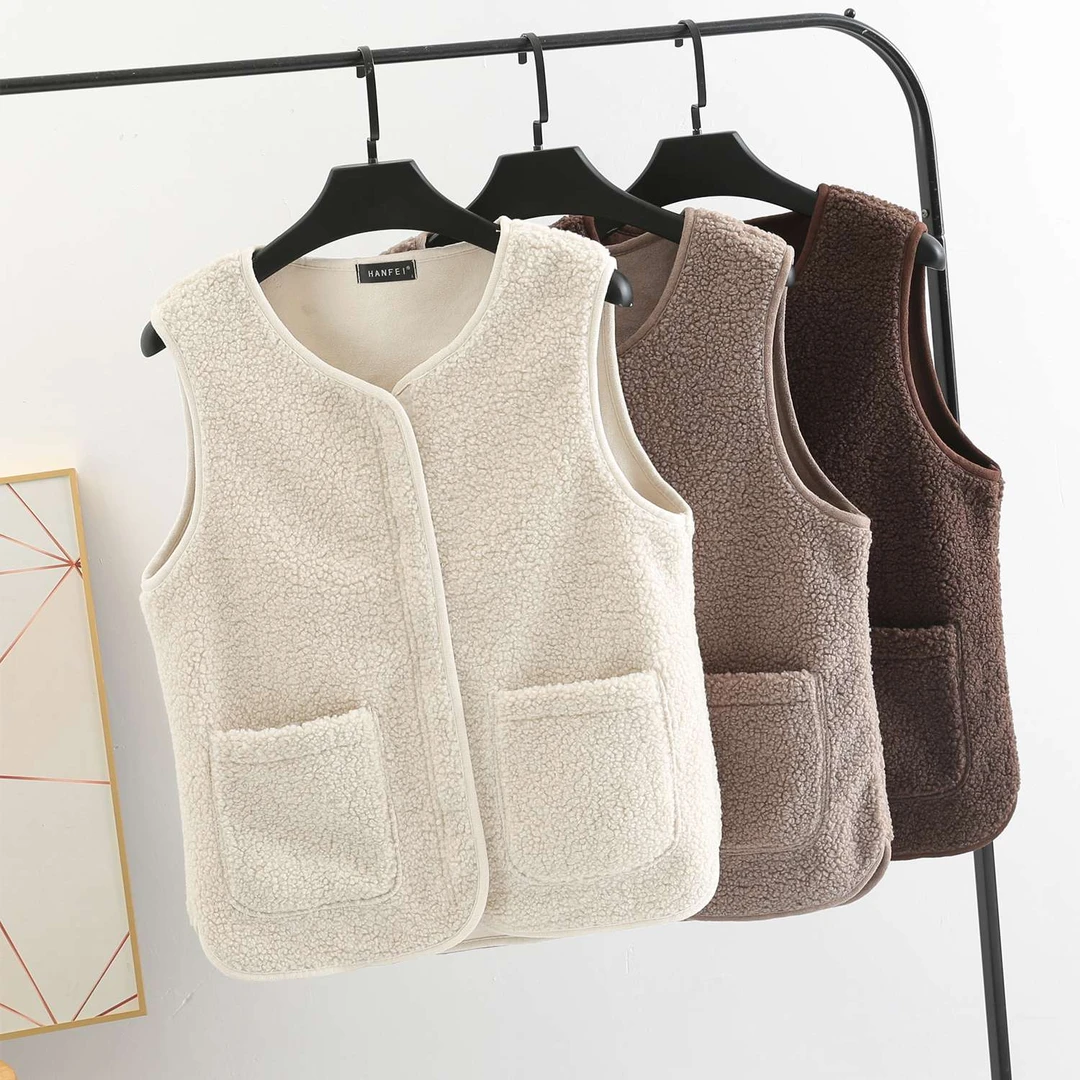 新款仿皮毛一体马夹春秋季羊羔毛马甲女短款背心外穿洋气宽松坎肩