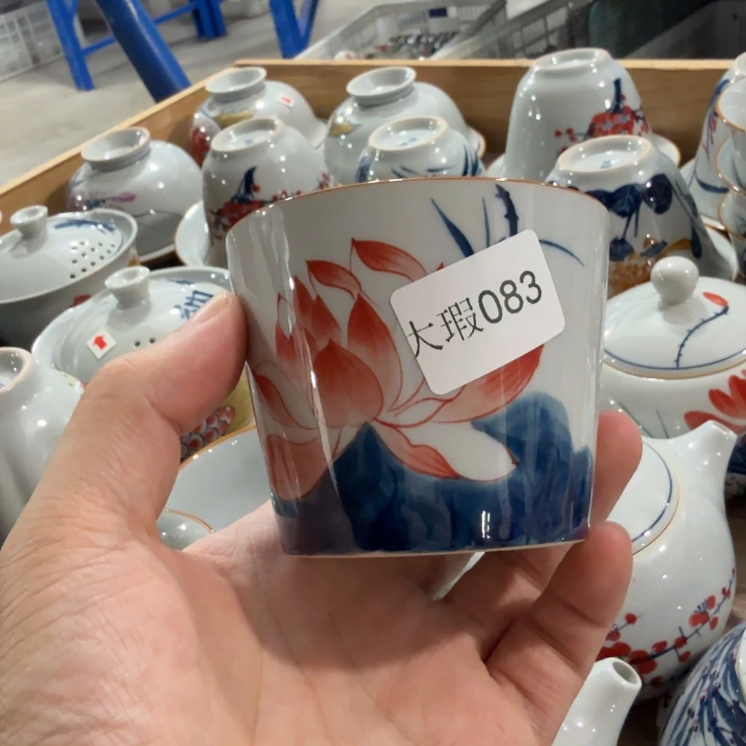 釉下手绘茶具微瑕