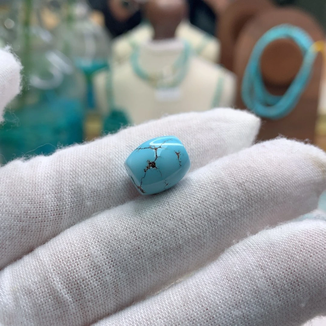 绿松石未镶嵌饰品