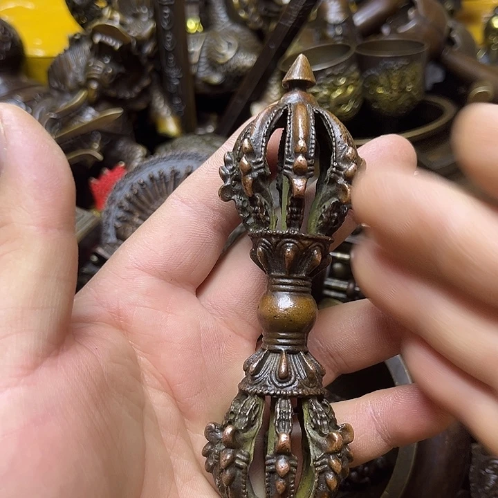 诚信经营精美铜器