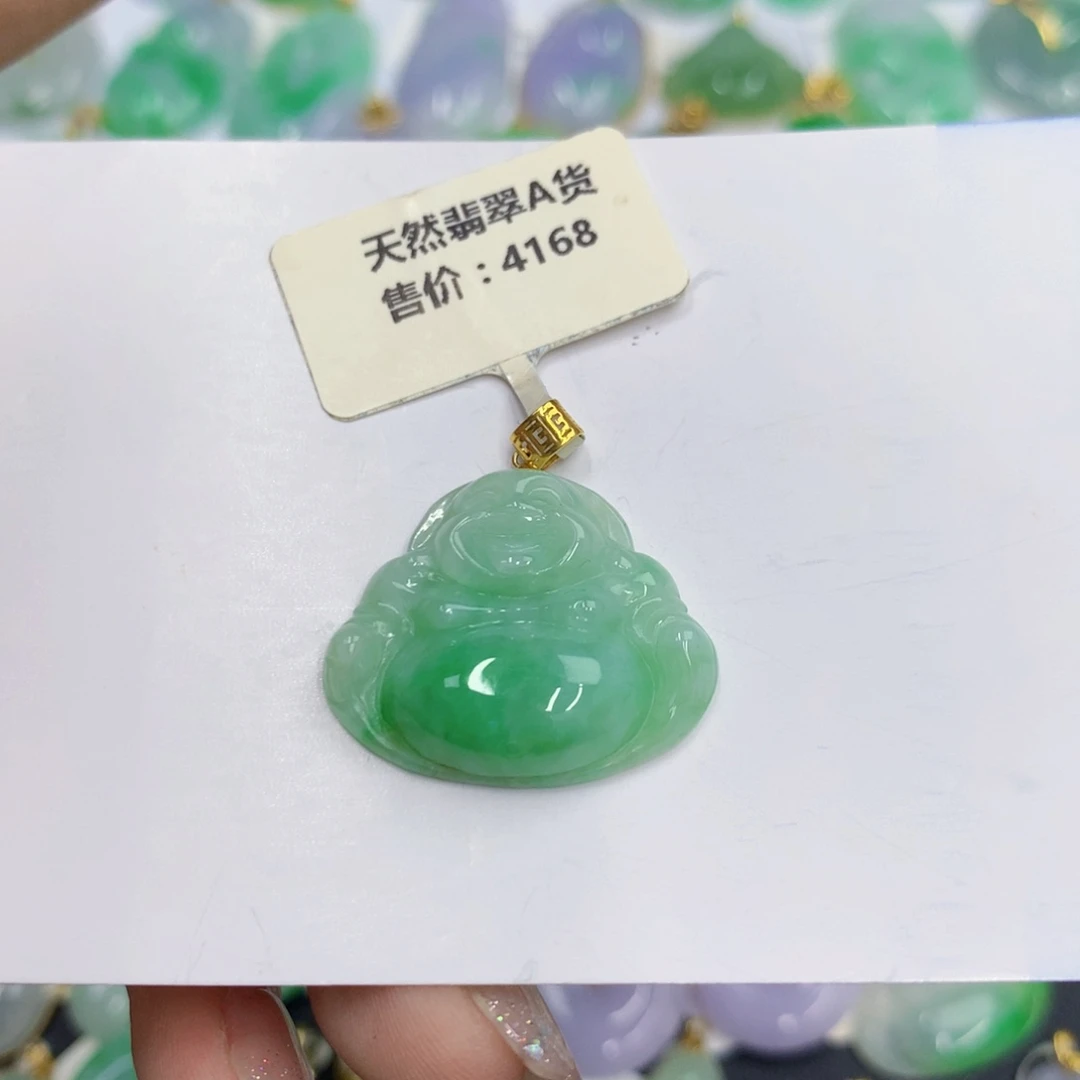 翡翠18K金镶嵌颈饰翡翠