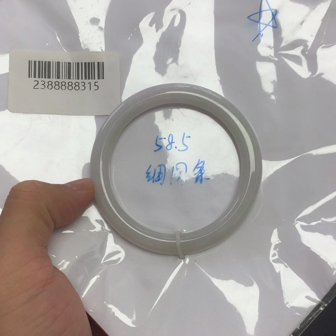 未镶嵌手镯翡翠天然缅甸翡翠手镯
