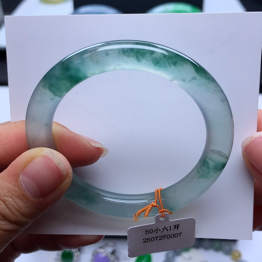 未镶嵌手镯翡翠50冰飘花圆条（具体价格咨询客服）
