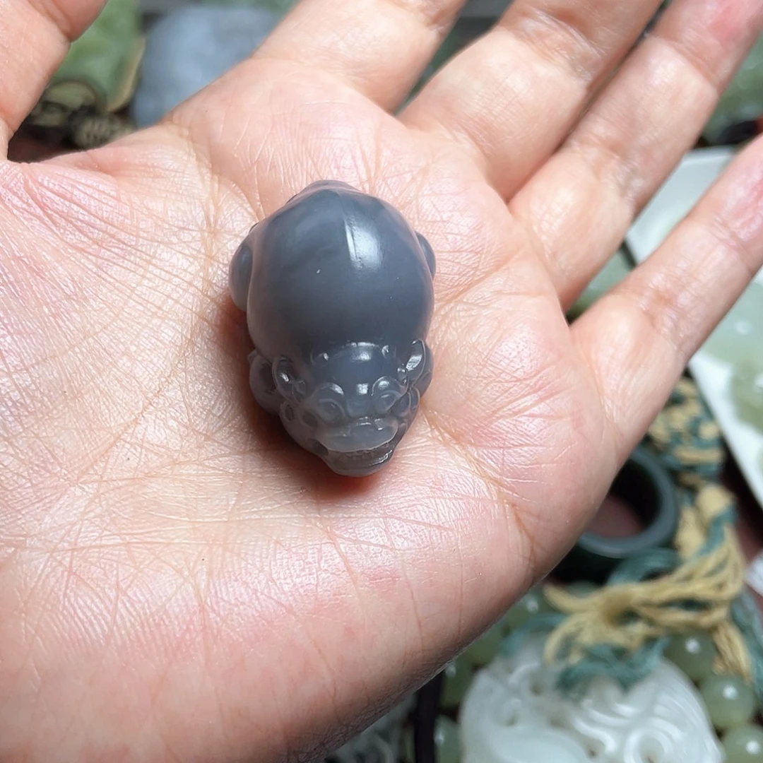 和田玉把件未镶嵌悟**图