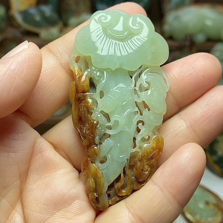 岫岩河磨玉（透闪石质玉）未镶嵌颈饰