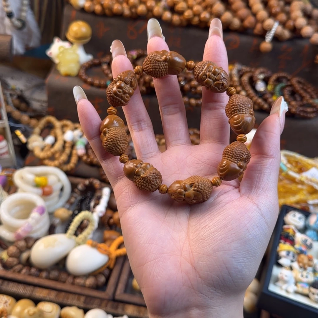 吊坠橄榄核宝宝佛