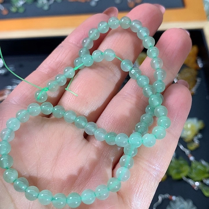 蛇纹石玉未镶嵌耳饰茉***)