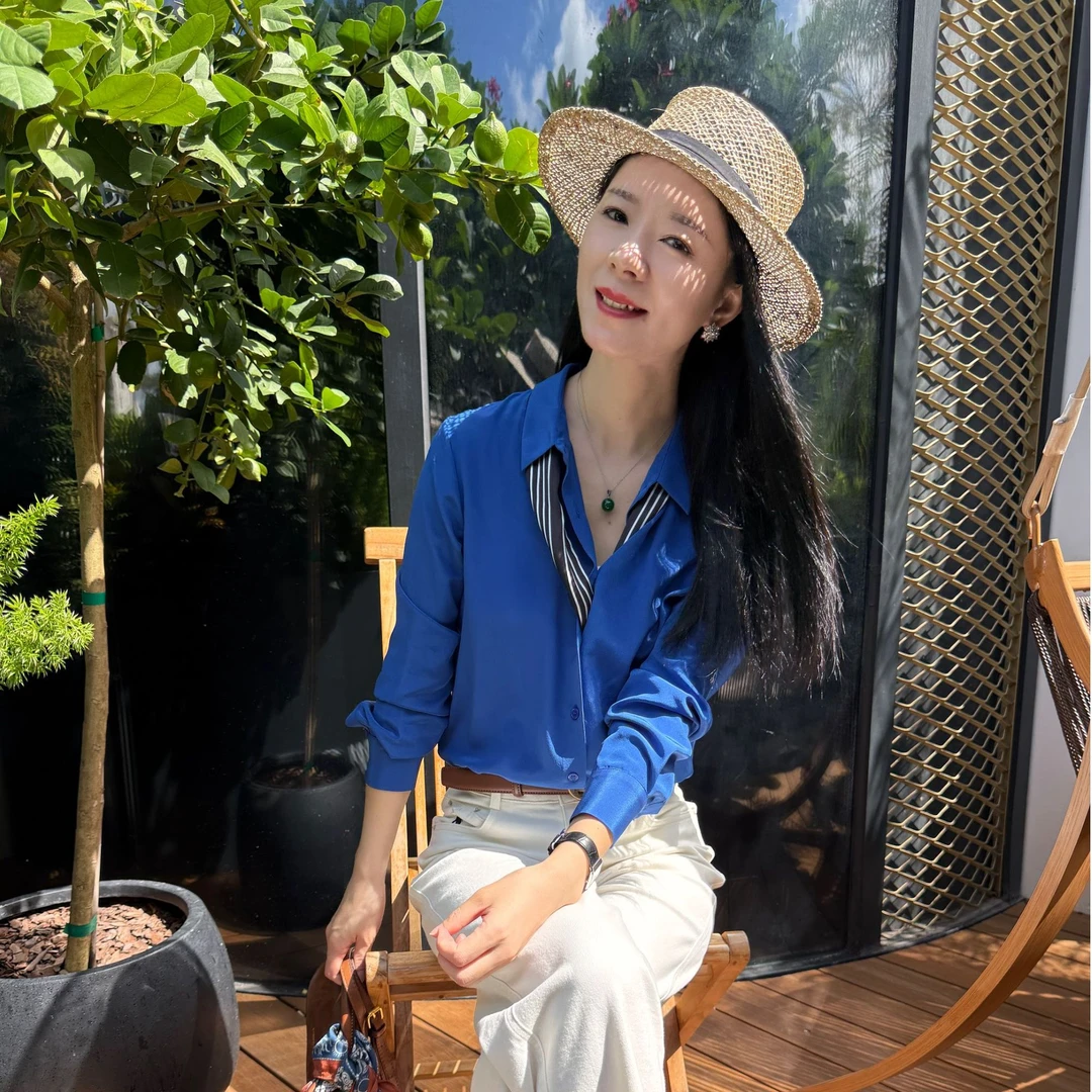 克莱因蓝色真丝衬衫女春秋季桑蚕丝长袖气质显瘦百搭上衣日常衬衣