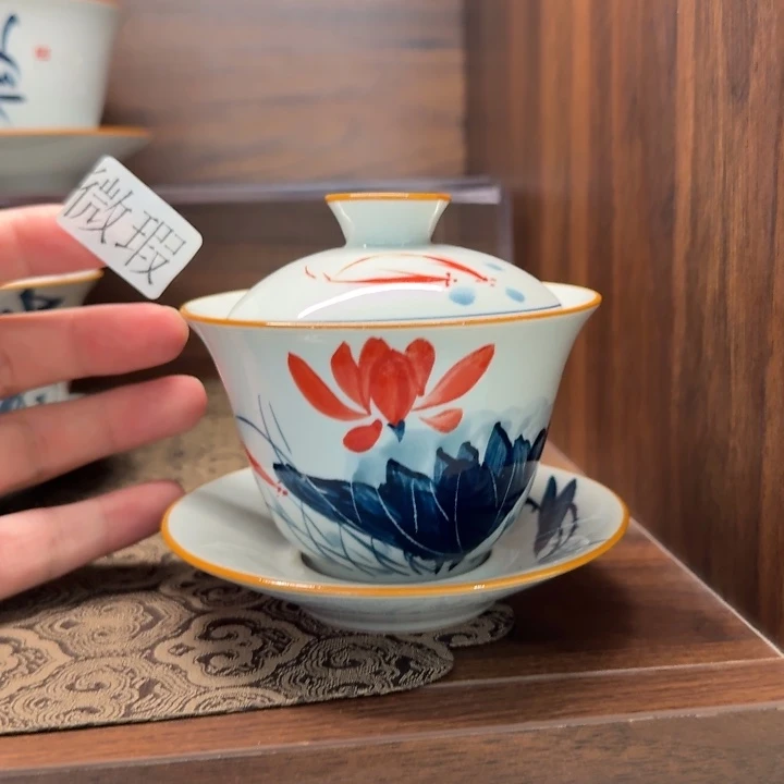 釉下手绘茶具微瑕