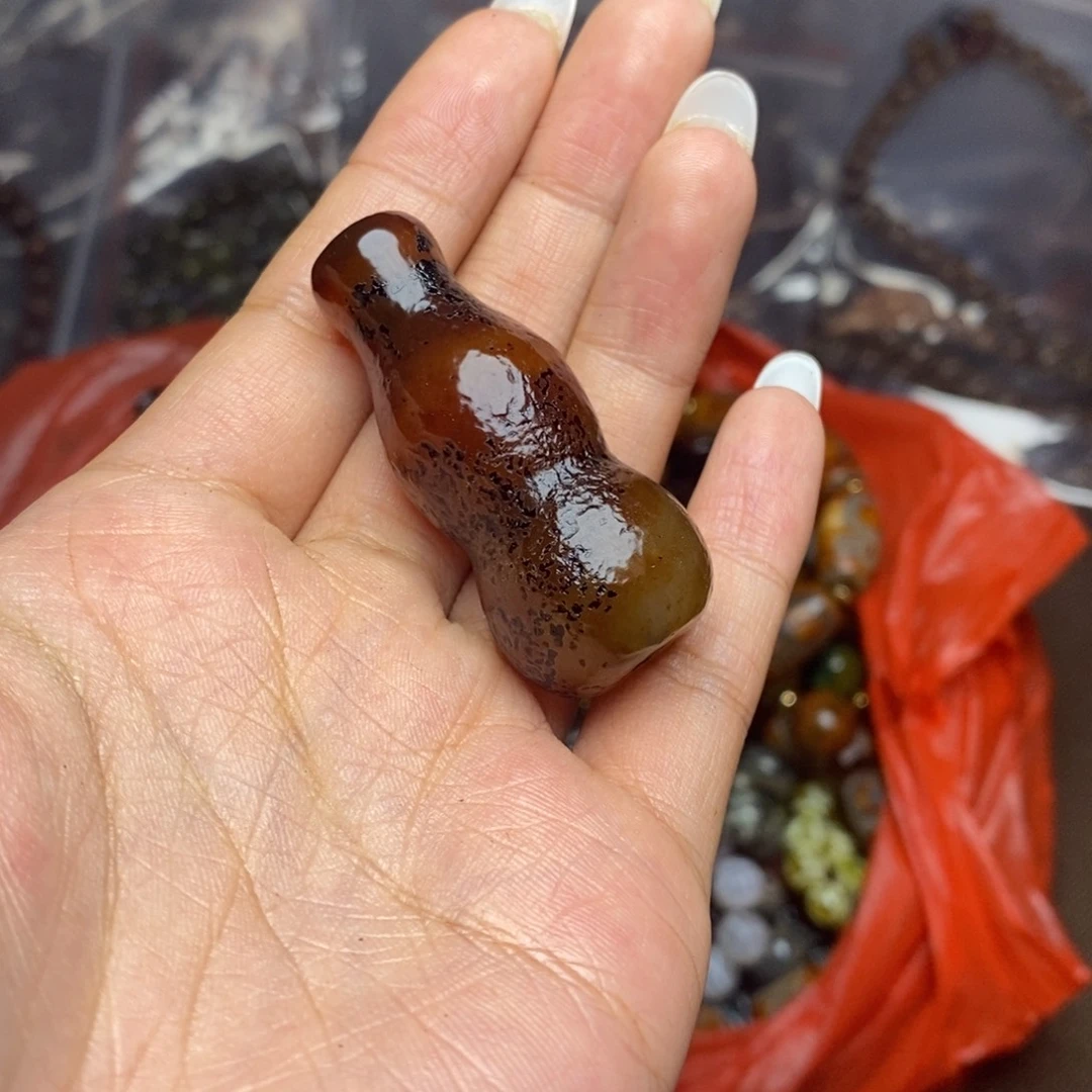 未镶嵌颈饰玛瑙/玉髓