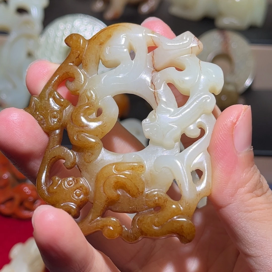 用***1和田玉未镶嵌颈饰 和田玉鸡心佩
