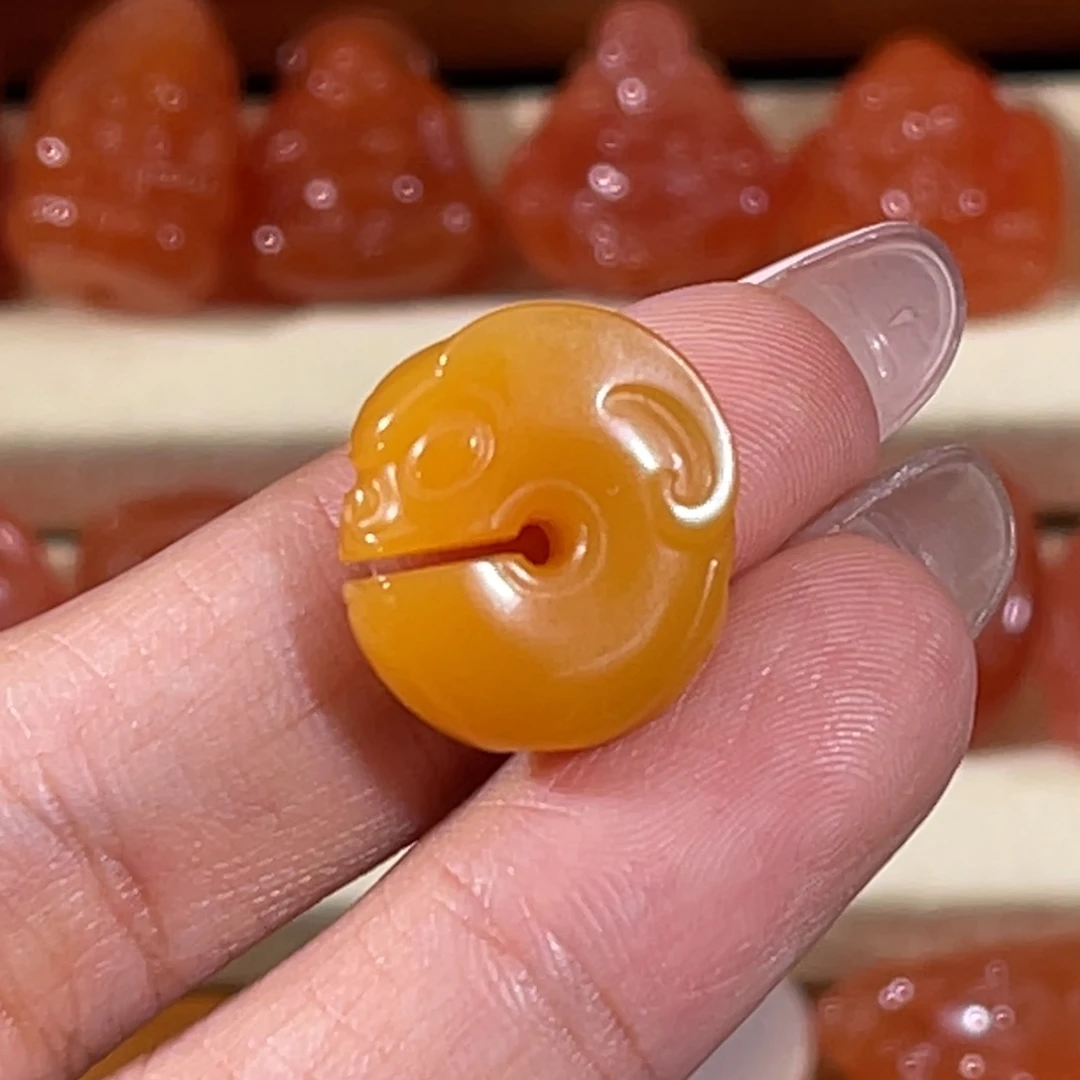 石英质玉（黄龙玉）未镶嵌玉猪龙