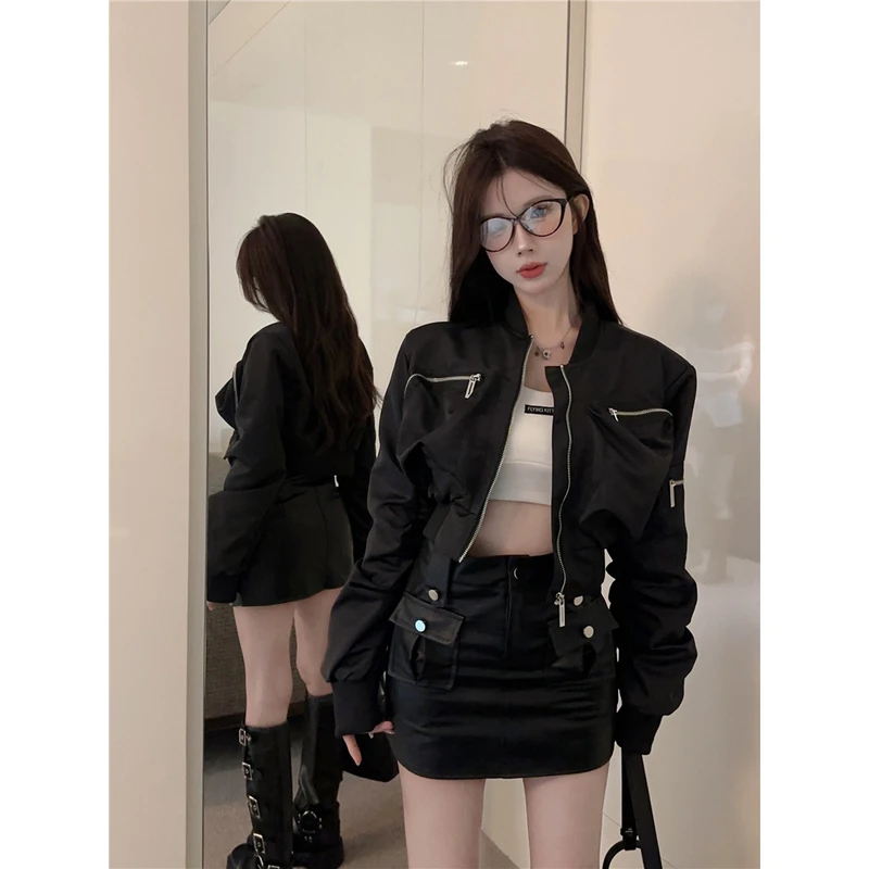 2025秋新款美工别致气质辣妹拉链口袋褶皱袖工装短款夹克短外套女