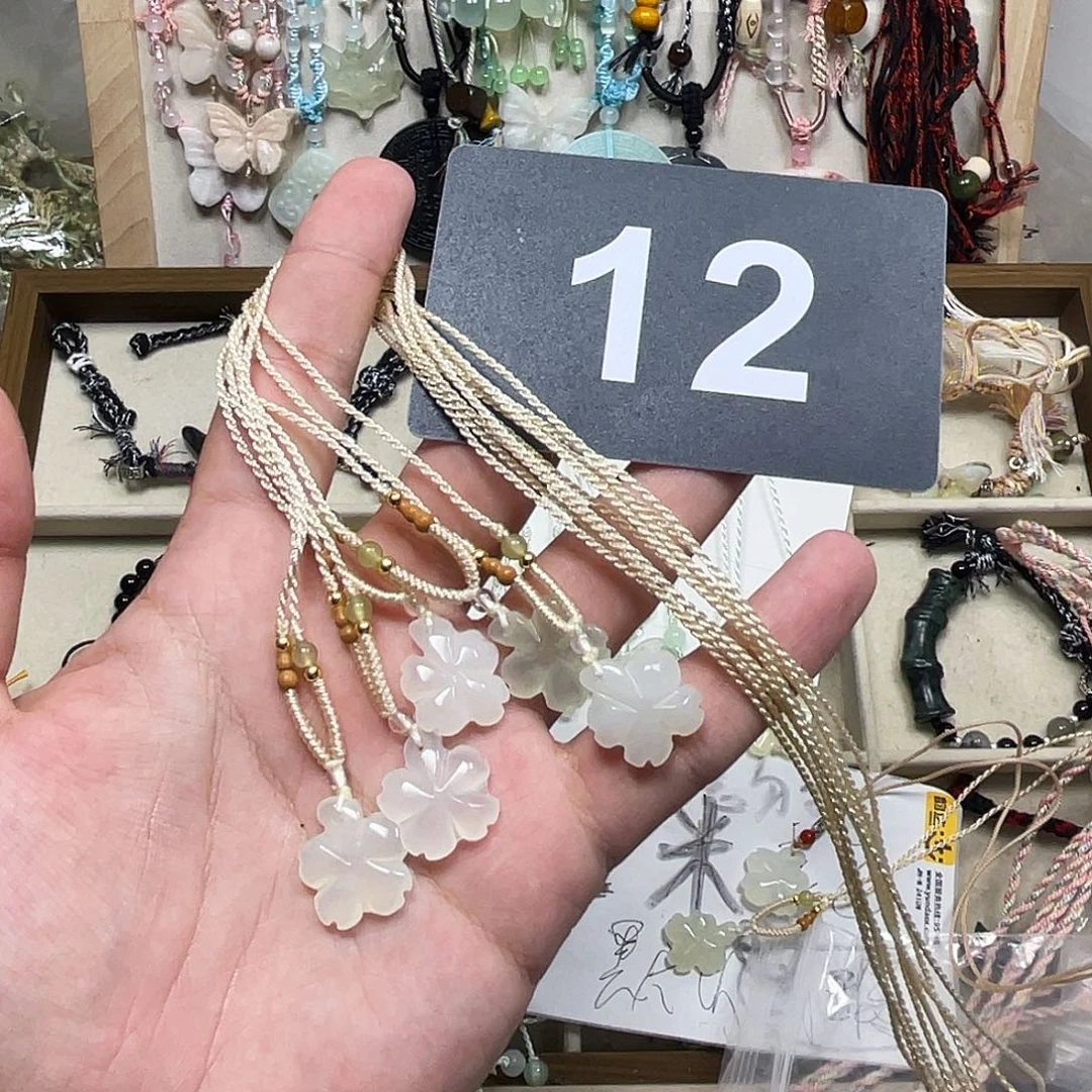 蛇纹石玉合金颈饰