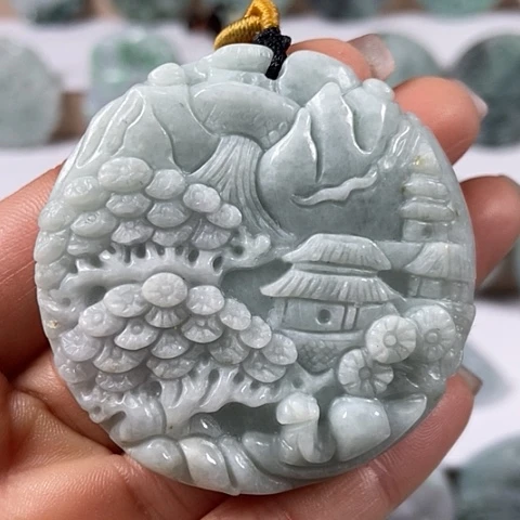 翡翠颈饰未镶嵌山水牌洒黄翡翠福利微瑕福利两面工福利