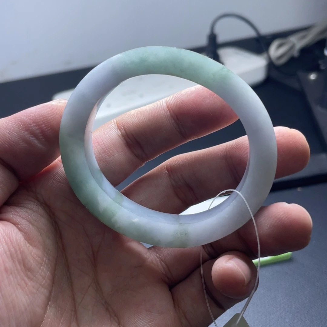 ****瑶翡翠未镶嵌挂件翡翠手镯