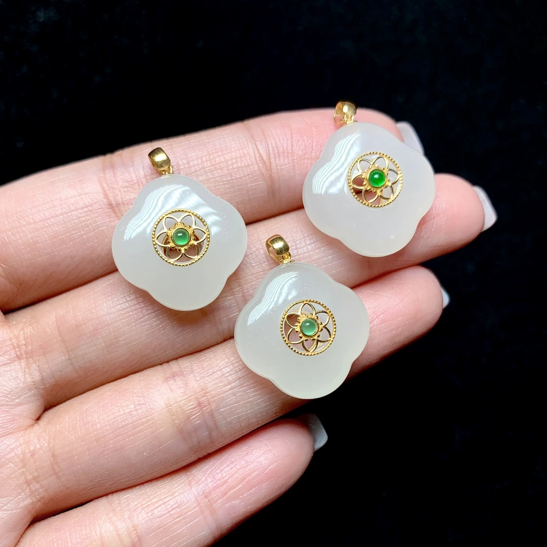 【云上好物】15 DS52686-18K金和田玉吊坠-多样性发一件15*15mm（JG）