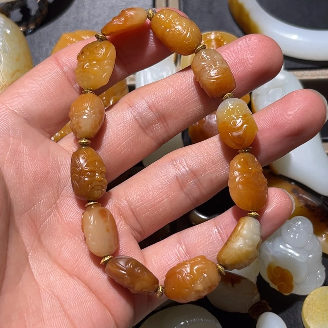 未镶嵌和田玉挂件菲**伊