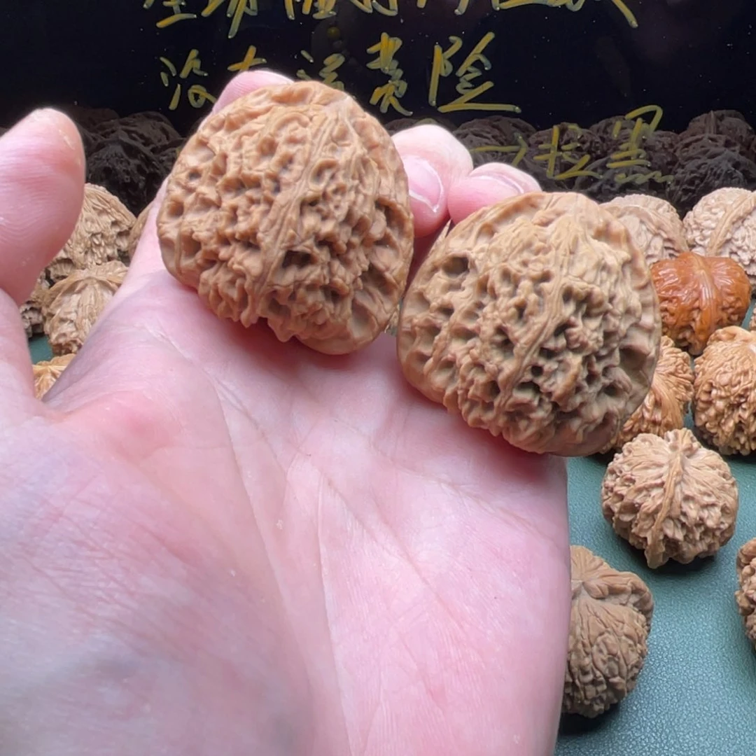 核桃把件42全品南疆石