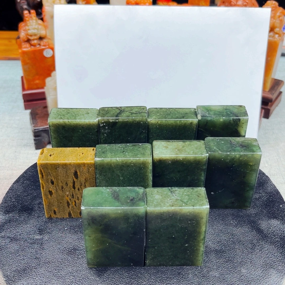 辽宁石捡漏瑕疵品3.6*1.8