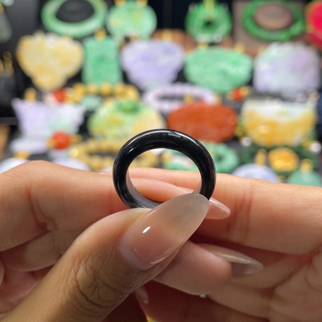 翡翠未镶嵌颈饰代编织