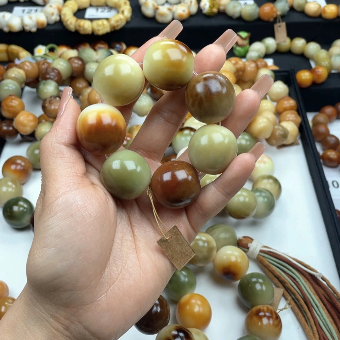 白玉菩提手串微瑕25