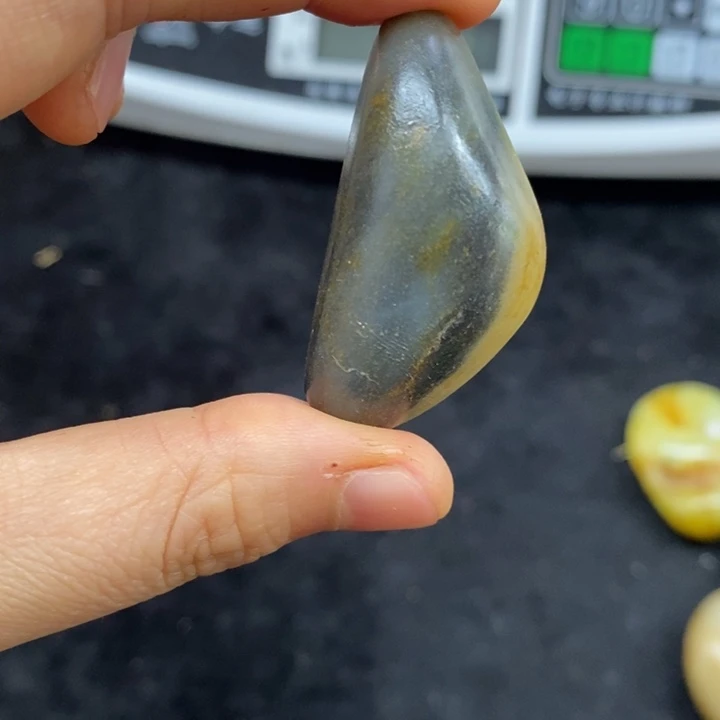 未镶嵌和田玉（糖玉）挂件
