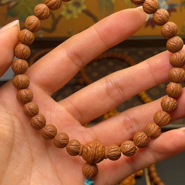 手串桃核小龙纹、8