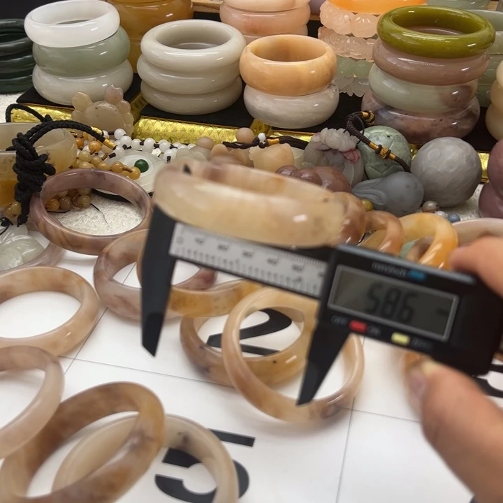 石英岩玉合金手镯