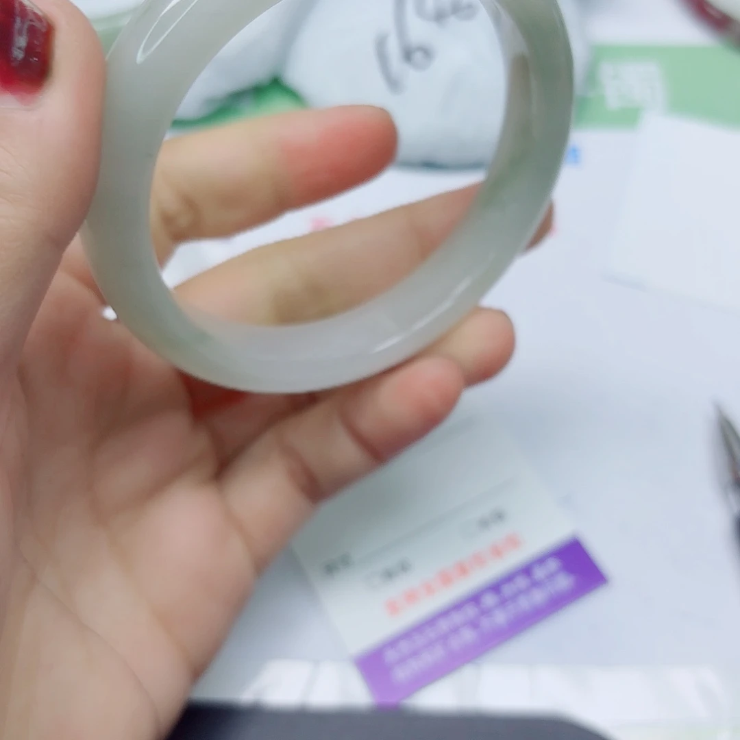 石英质玉未镶嵌手镯120/6059
